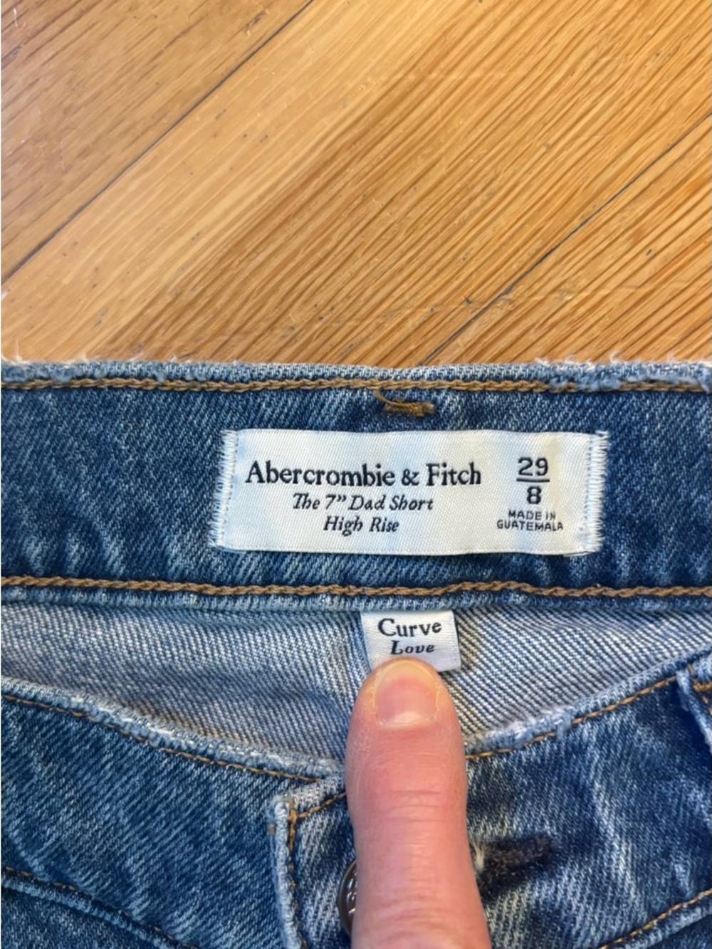 Abercrombie & Fitch “The 7” High Rise Dad Short” - Picture 2 of 4